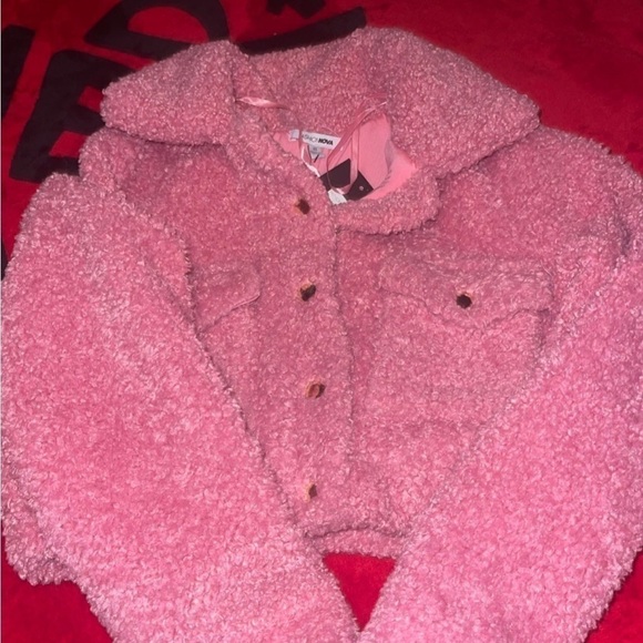 Fashion Nova cropped Sherpa jacket - Picture 3 of 9